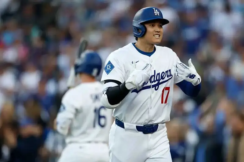 MLB history home runs